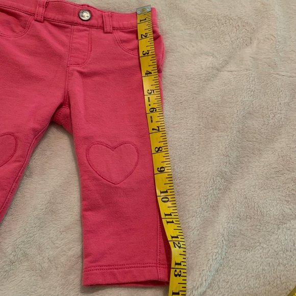 Two Pairs of Pants Oshkosh B'Gosh 9 Month - Old Navy 6- 12 Month - Picture 11 of 15